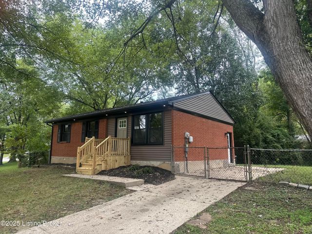 2407 Kings Cross Ct, Louisville, KY 40272