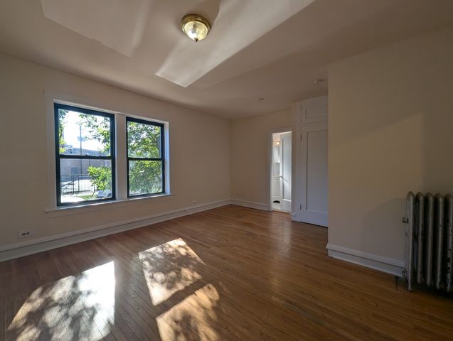 2706 N Spaulding Avenue 1FF, Chicago, IL 60647