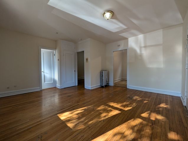 2706 N Spaulding Avenue 1FF, Chicago, IL 60647
