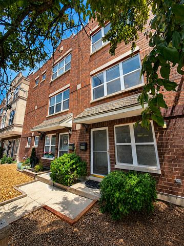 4851 N Pulaski Road, Chicago, IL 60630