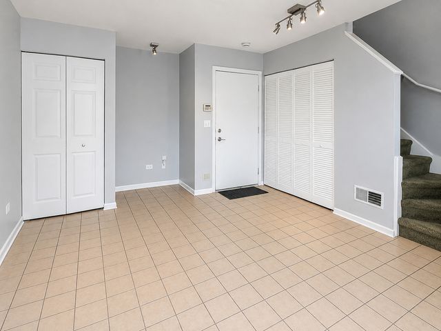4851 N Pulaski Road, Chicago, IL 60630
