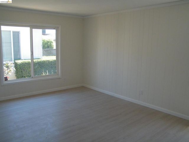 2275 Washington Ave, San Leandro, CA 94577