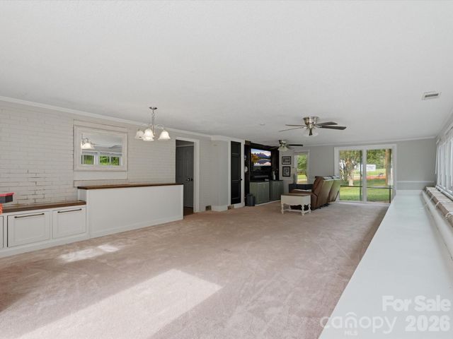 117 Club View Drive, Cherryville, NC 28021