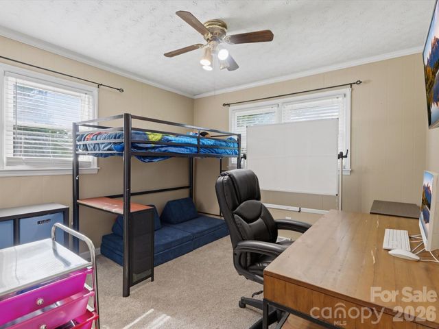 117 Club View Drive, Cherryville, NC 28021