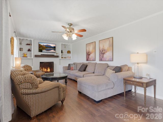 117 Club View Drive, Cherryville, NC 28021