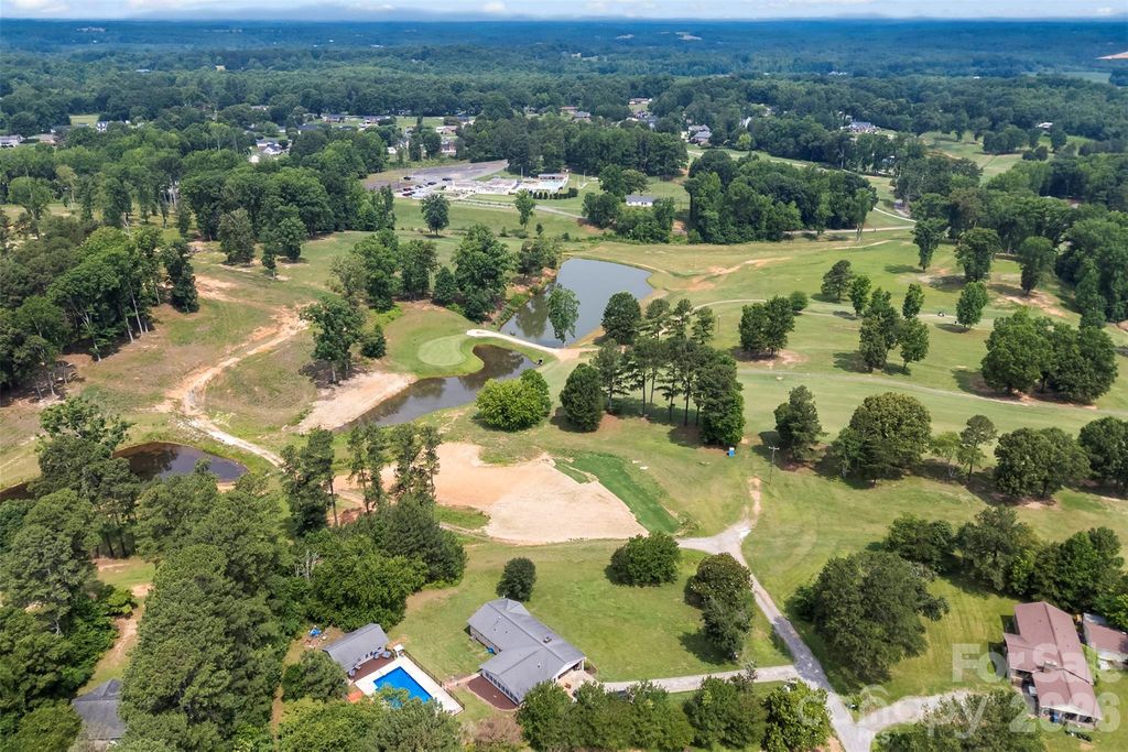 117 Club View Drive, Cherryville, NC 28021