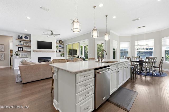 463 FRESHWATER Drive, St. Johns, FL 32259