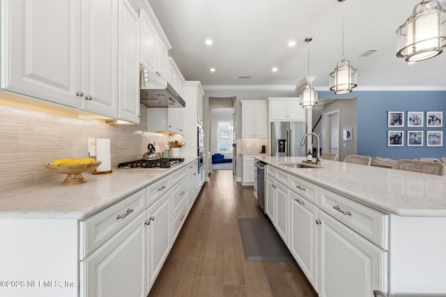 463 FRESHWATER Drive, St. Johns, FL 32259