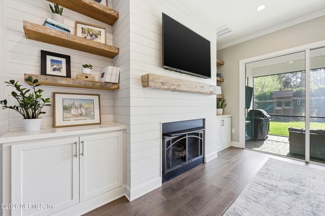 463 FRESHWATER Drive, St. Johns, FL 32259