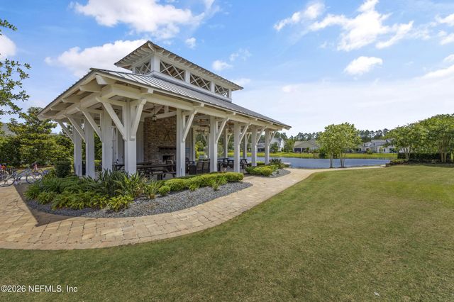 463 FRESHWATER Drive, St. Johns, FL 32259