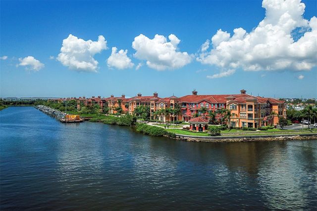 2730 VIA TIVOLI 334B, Clearwater, FL 33764