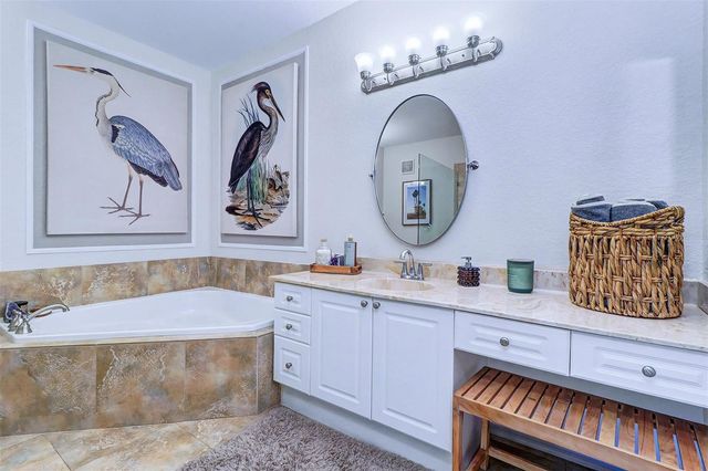 2730 VIA TIVOLI 334B, Clearwater, FL 33764