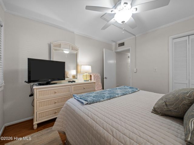 2308 W Ft Macon Road 204 H, Atlantic Beach, NC 28512