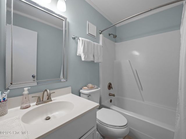 2308 W Ft Macon Road 204 H, Atlantic Beach, NC 28512