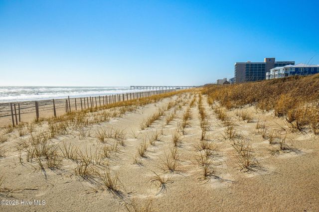 2308 W Ft Macon Road 204 H, Atlantic Beach, NC 28512