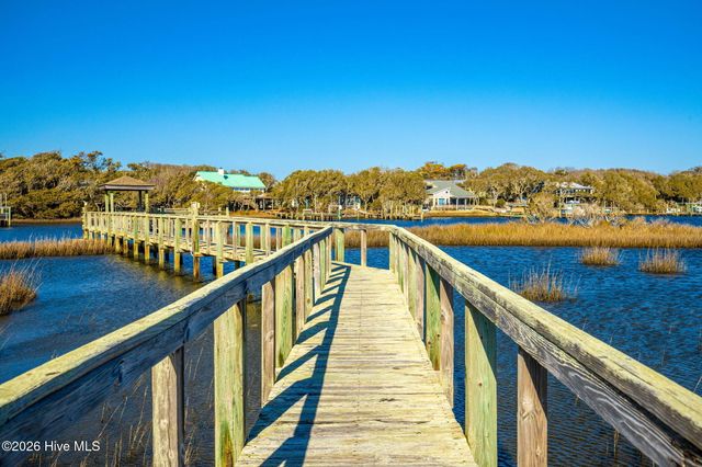 2308 W Ft Macon Road 204 H, Atlantic Beach, NC 28512