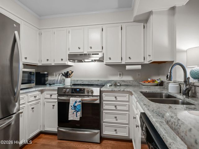 2308 W Ft Macon Road 204 H, Atlantic Beach, NC 28512