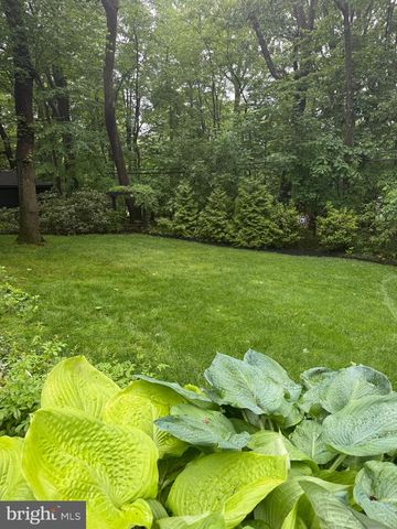 552 CUSTIS RD, Glenside, PA 19038