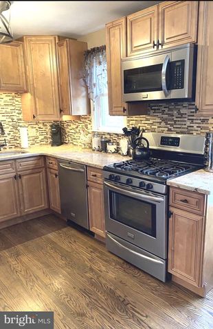 552 CUSTIS RD, Glenside, PA 19038