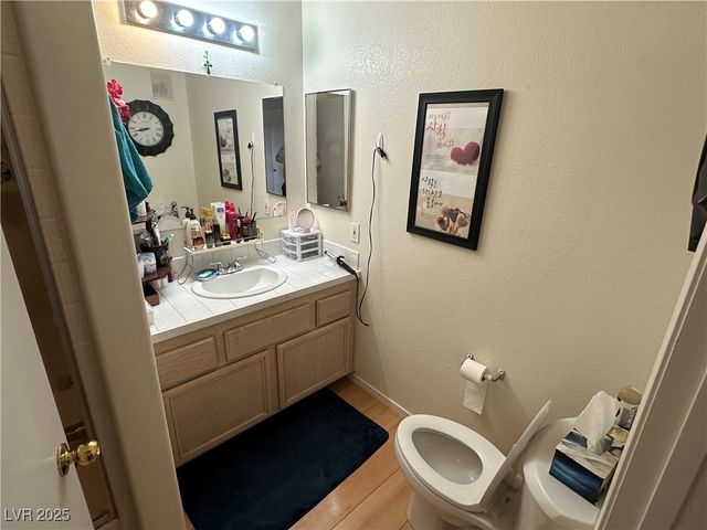 1830 North Pecos Road 230, Las Vegas, NV 89115