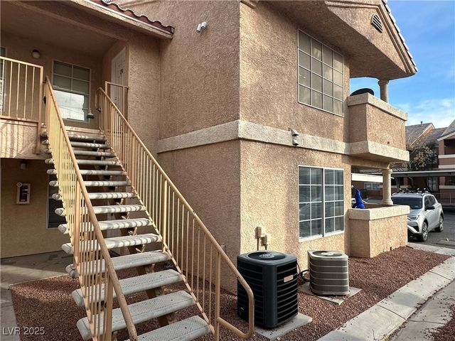 1830 North Pecos Road 230, Las Vegas, NV 89115