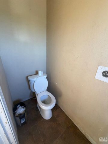 6328 Sugarloaf Lane, Bakersfield, CA 93307