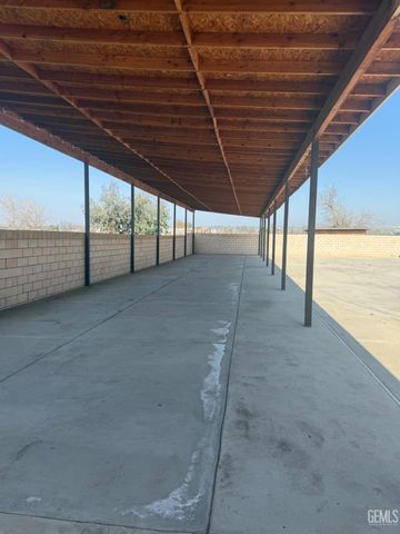 6328 Sugarloaf Lane, Bakersfield, CA 93307