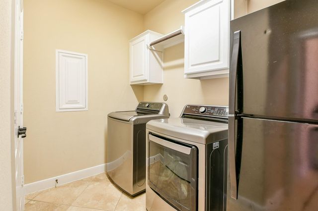 17118 Saddle Mountain Lane, Humble, TX 77346