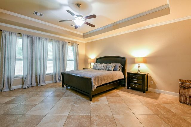 17118 Saddle Mountain Lane, Humble, TX 77346