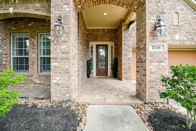 17118 Saddle Mountain Lane, Humble, TX 77346