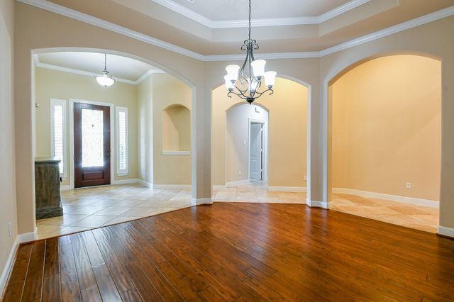 17118 Saddle Mountain Lane, Humble, TX 77346