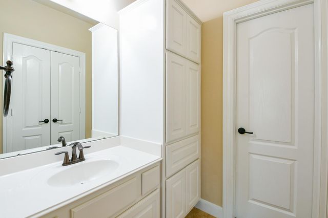 17118 Saddle Mountain Lane, Humble, TX 77346