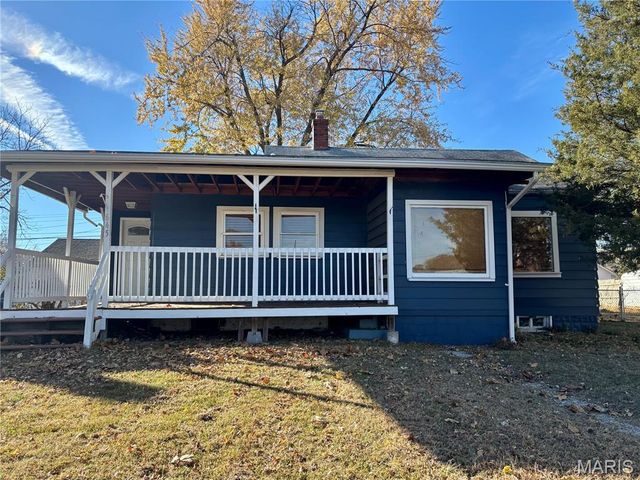 645 Washington Avenue, East Alton, IL 62024