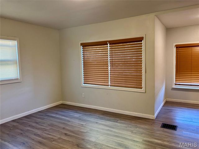 645 Washington Avenue, East Alton, IL 62024