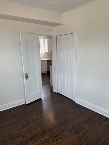 6509 N Artesian Avenue 3, Chicago, IL 60645
