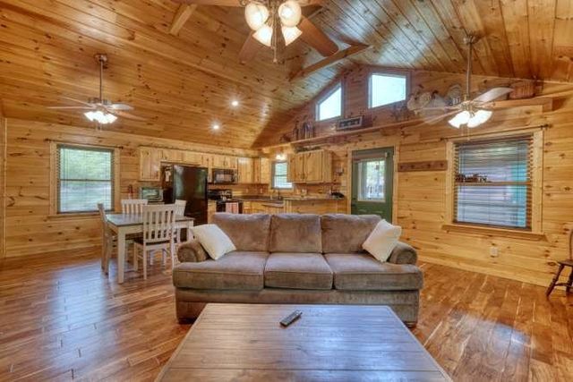 130 Coopers Ridge Road, Murphy, NC 28906