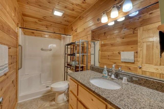 130 Coopers Ridge Road, Murphy, NC 28906