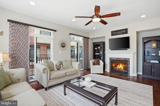 232 BLUEMONT BRANCH TER SE, Leesburg, VA 20175