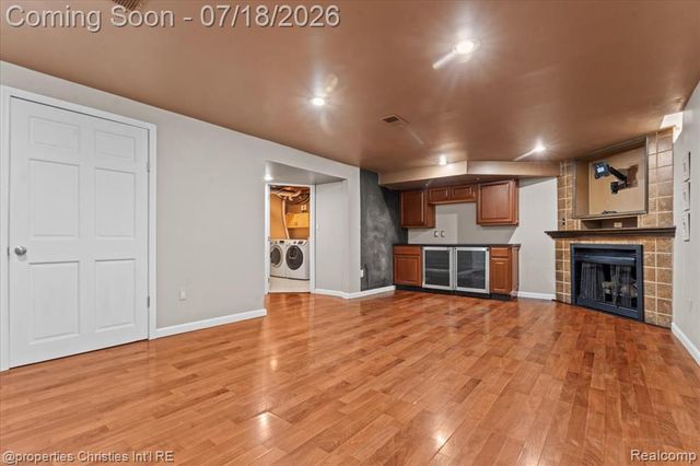 1153 Kirts Boulevard A, Troy, MI 48084