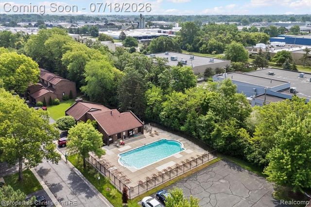 1153 Kirts Boulevard A, Troy, MI 48084