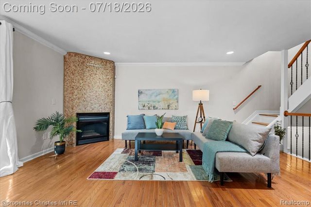 1153 Kirts Boulevard A, Troy, MI 48084
