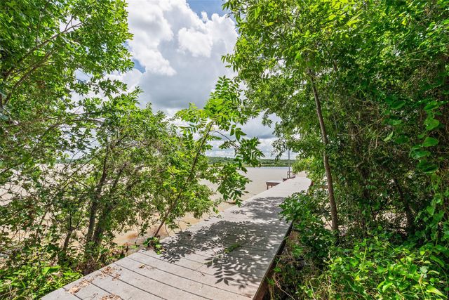 4720 Peveler Road, Granbury, TX 76049