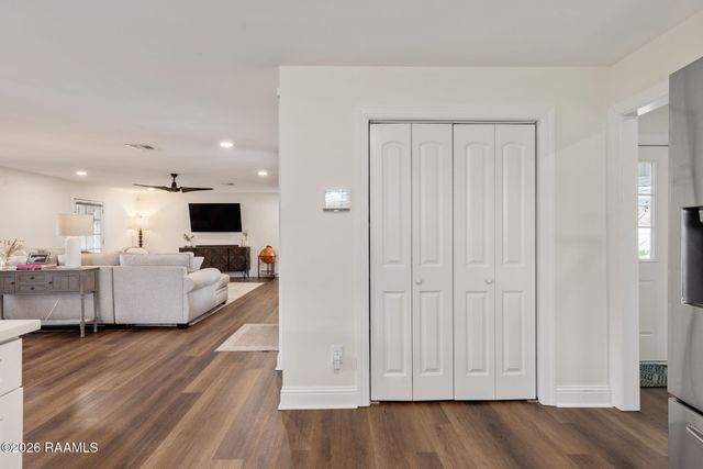 103 N Michot Road, Lafayette, LA 70508