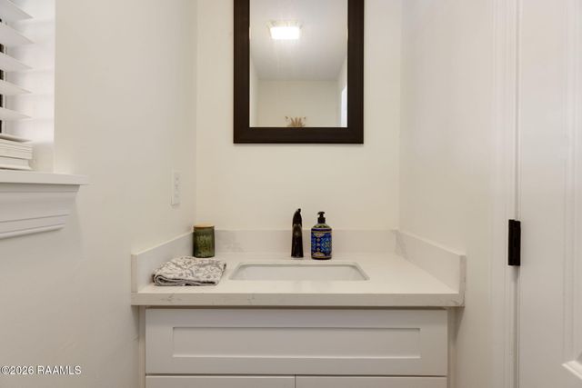 103 N Michot Road, Lafayette, LA 70508