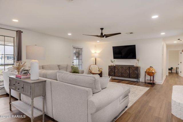 103 N Michot Road, Lafayette, LA 70508