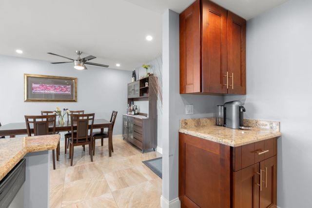 301 N Ocean Boulevard 1104, Pompano Beach, FL 33062