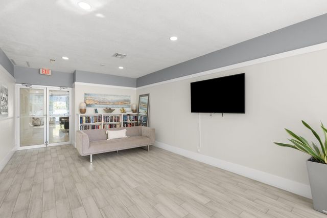 301 N Ocean Boulevard 1104, Pompano Beach, FL 33062