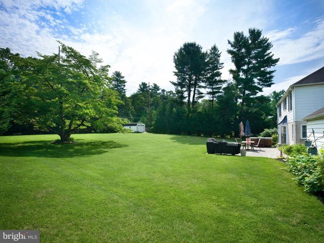 305 CONTINENTAL DR, Paoli, PA 19301