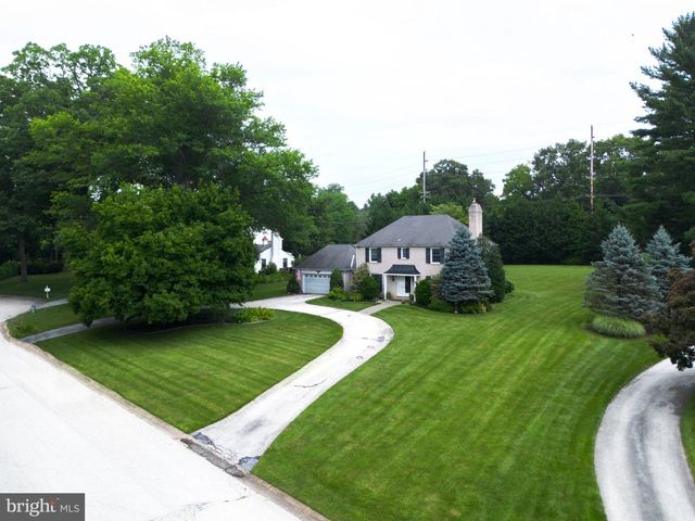 305 CONTINENTAL DR, Paoli, PA 19301