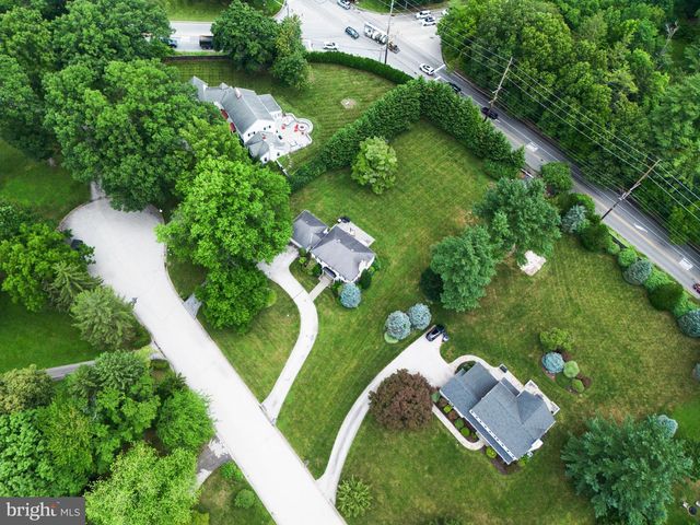 305 CONTINENTAL DR, Paoli, PA 19301